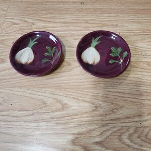 Saparna Hand-Painted Onion Plates – Set of 2 Purple Ceramic Accent Dishes